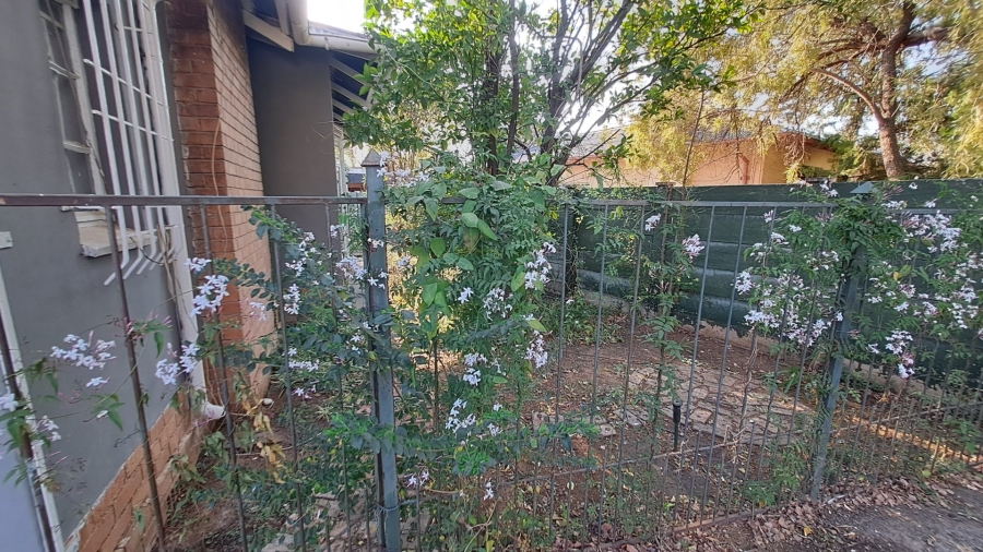 5 Bedroom Property for Sale in Park West Free State